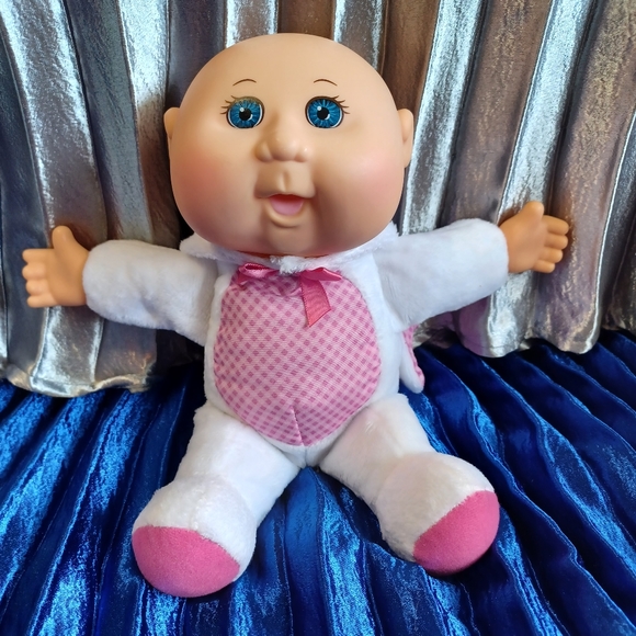 CABBAGE PATCH KIDS BUNNY - Picture 11 of 16